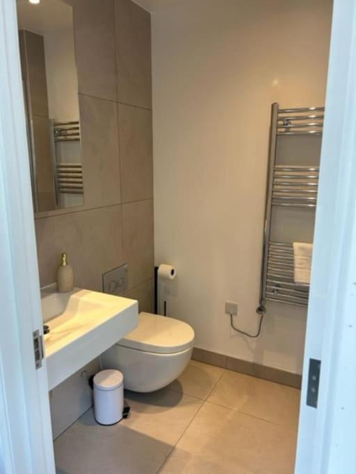 Stylish Spacious Studio, London- Zone 1 * London